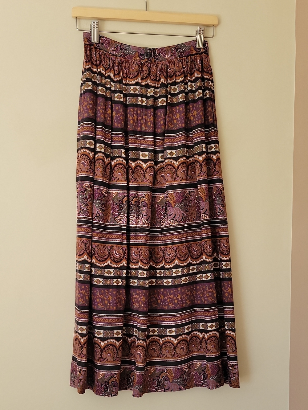 Vintage 70s Boho Purple Paisley Floral Hippie Print Rayon Maxi Skirt Size XS - Picture 2 of 9